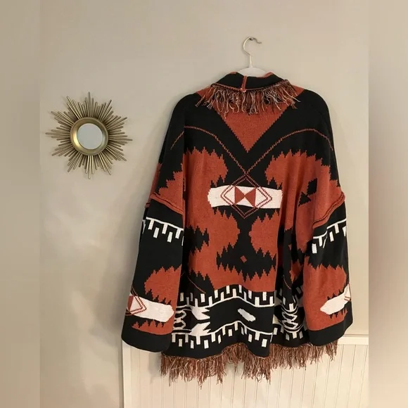 NWOT POL Black, Rust-Orange and White Aztec style Fringed Chenille Cardigan - Picture 2 of 7